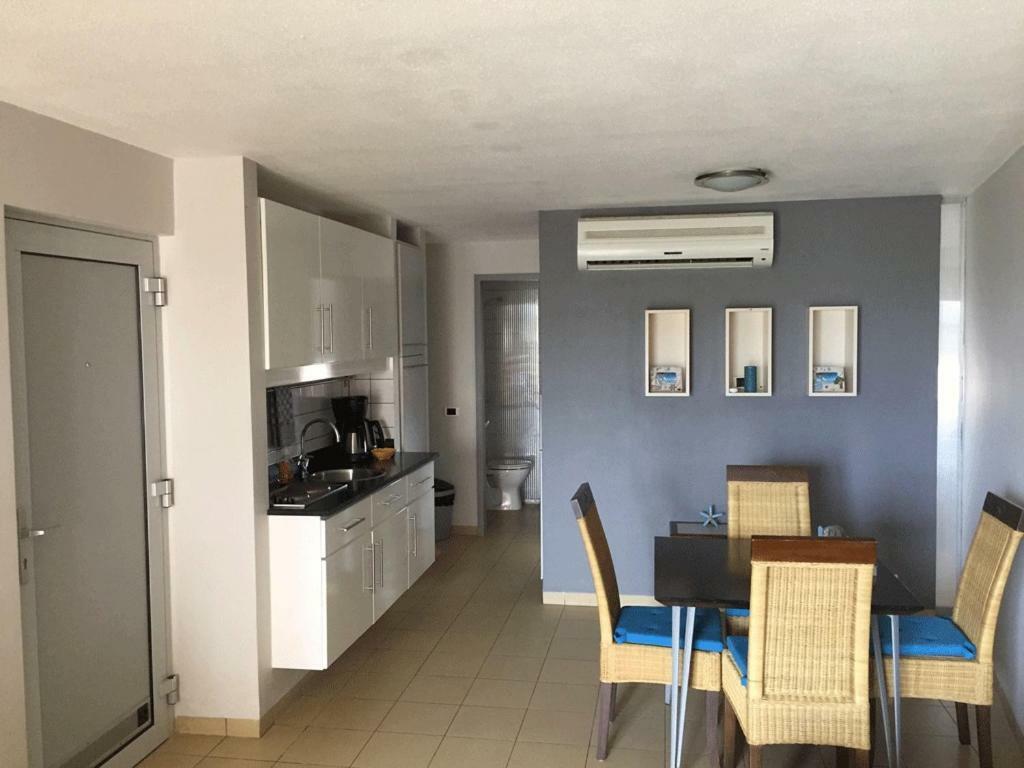 Bonaire Seaside Apartments Dış mekan fotoğraf